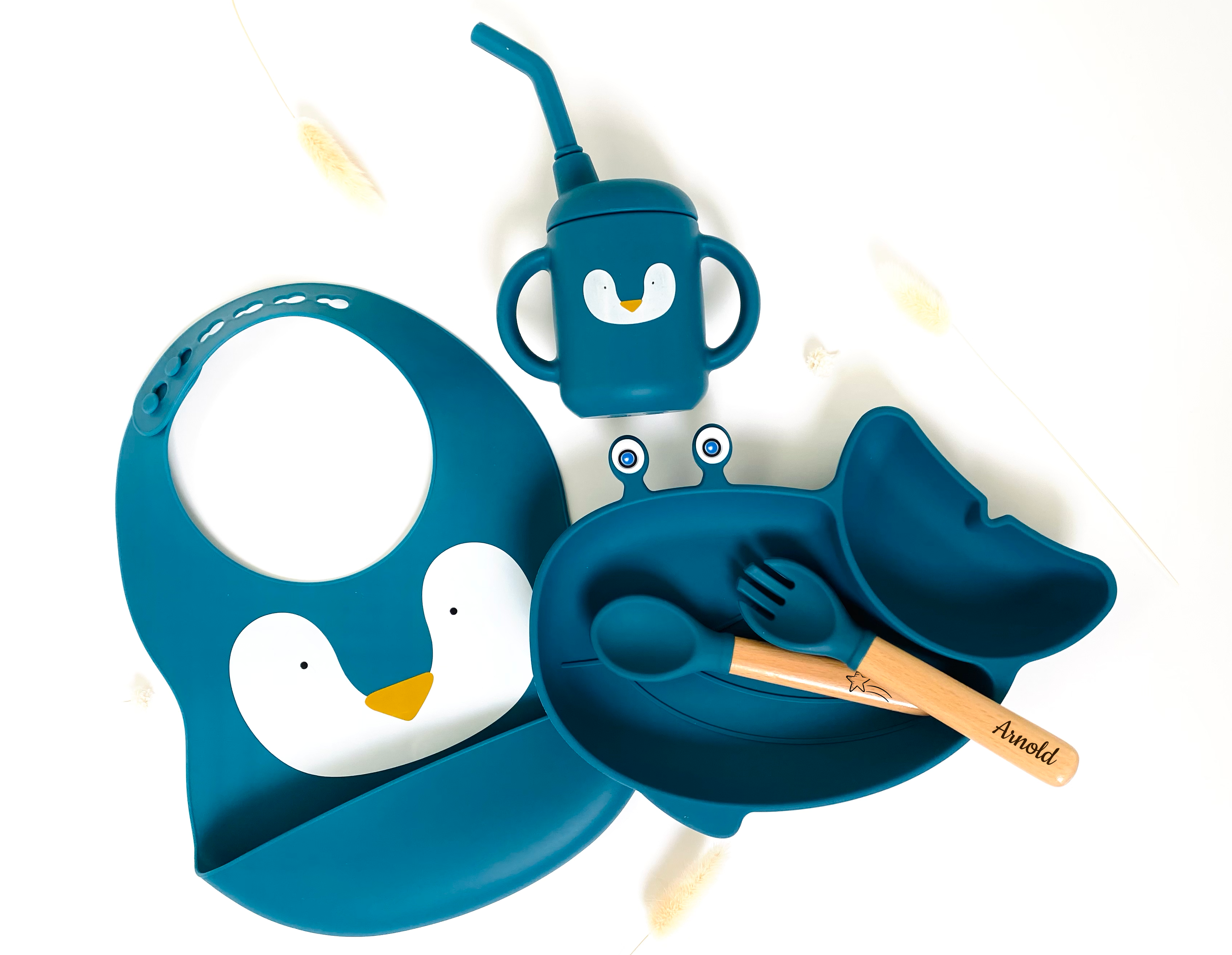 Whale Feeding Set – Plate with Cutlery, Bib and Straw Cup | Les Petits Citrons