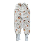 Baby Natur sleeveless muslin sleeping bag with a cute French bulldog print and green leaf accents. Features a zip closure and ribbed cuffs.
